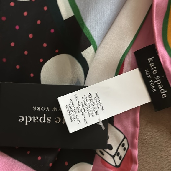 Kate Spade Printed Silk Scarf Fortune Teller 34”x34” NWT - Picture 4 of 10